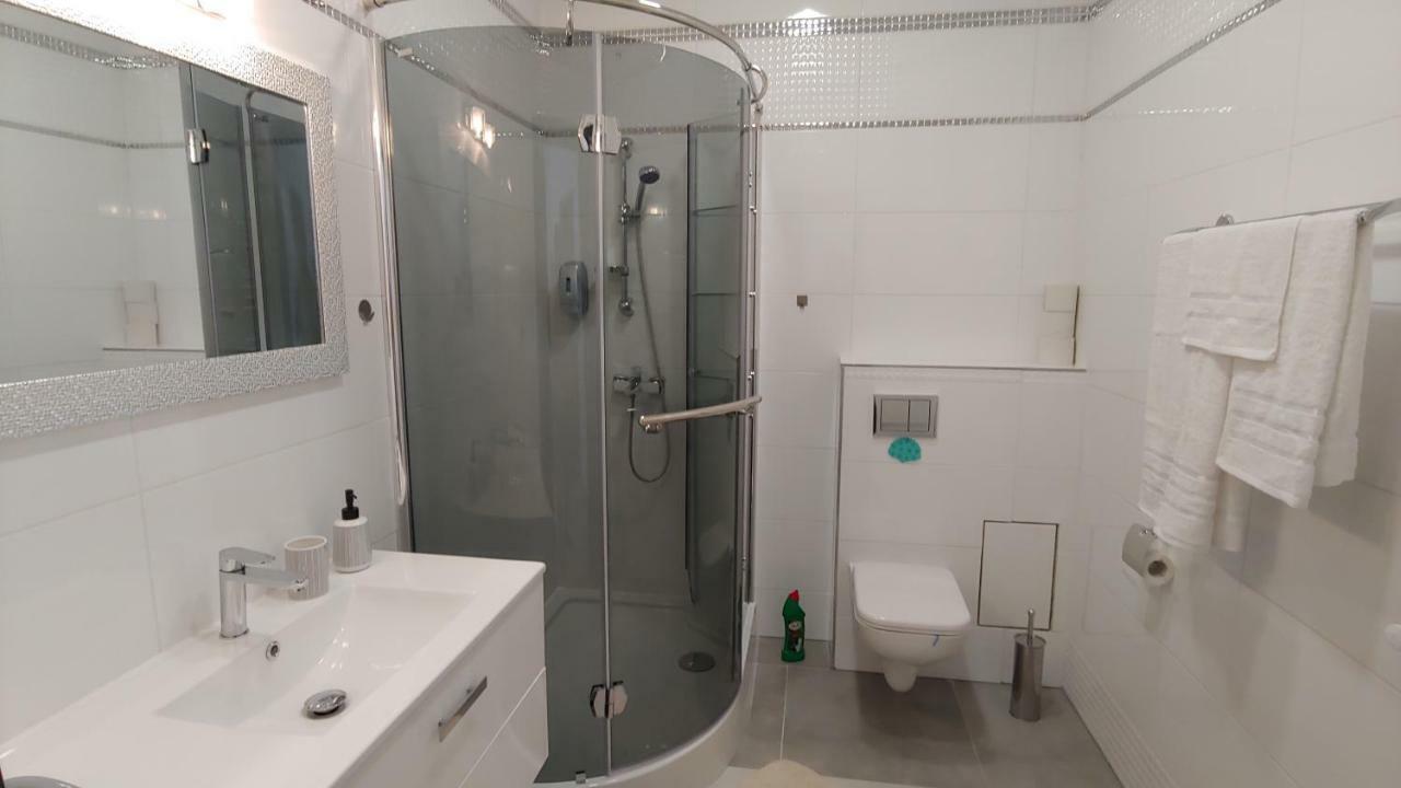 Apartamenty Dzemejra - Jumeirah Дарлово Экстерьер фото